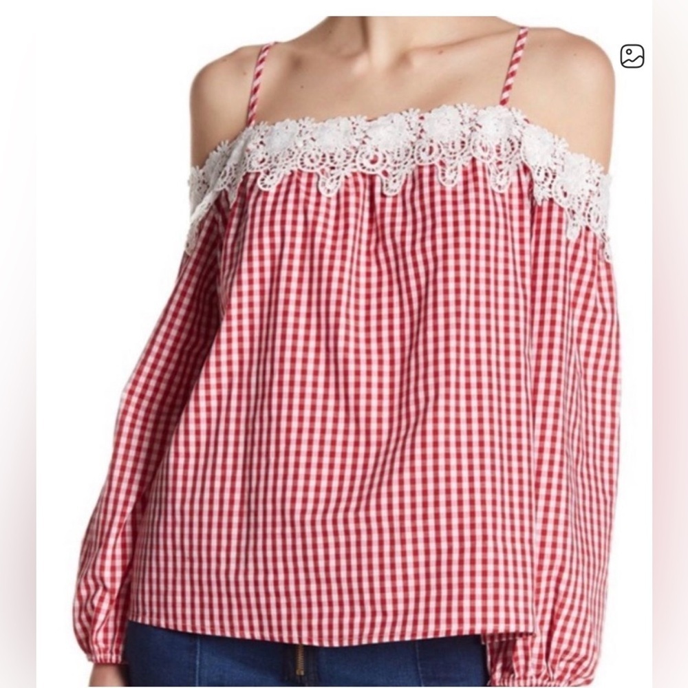 Romeo & Juliet Couture Red Gingham Lace Blouse